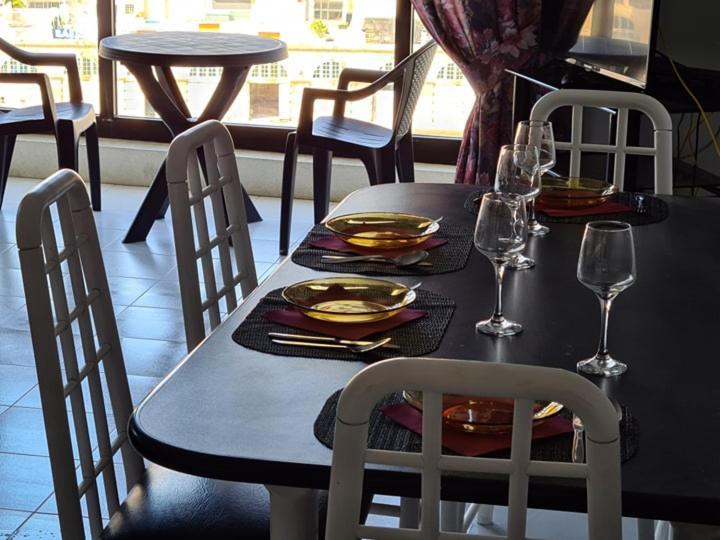 Spinola Bay Sea Front Apt 6 Saint Julian's Exterior photo